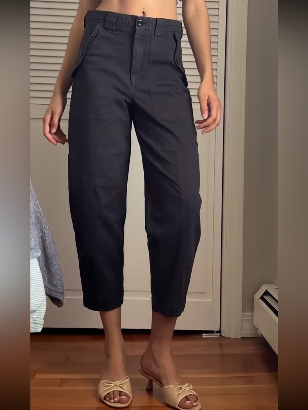 Banana Republic Womens's Navy Cargo Utility Pants size 4/6
